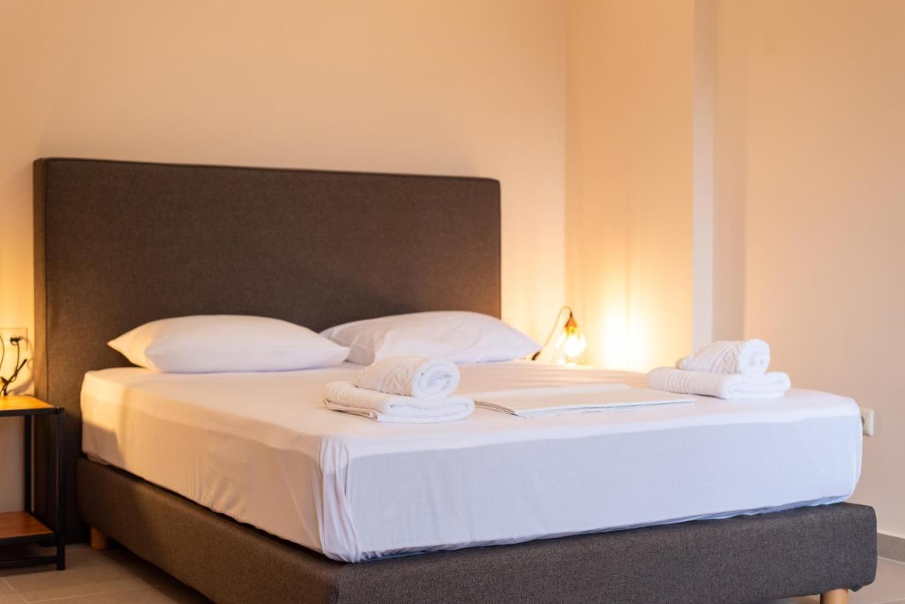 Mini Suites Near Athen'S Airport Free Shuttle From And To Athen'S Airport Spata  Luaran gambar