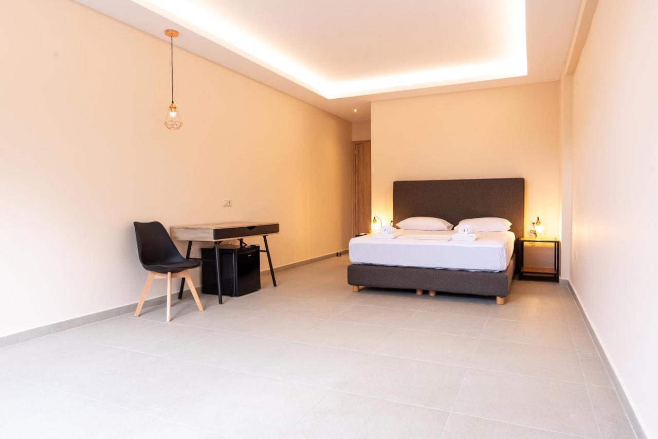 Mini Suites Near Athen'S Airport Free Shuttle From And To Athen'S Airport Spata  Luaran gambar